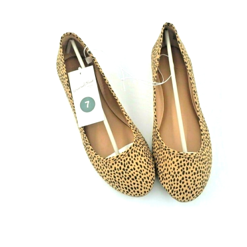 NWT Women's Leopard Print Size 7
